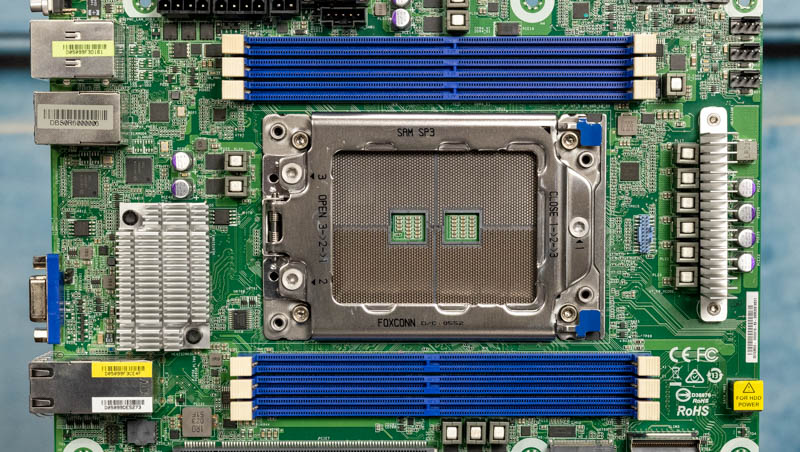 ASRock Rack ROMED6U 2L2T CPU And Memory